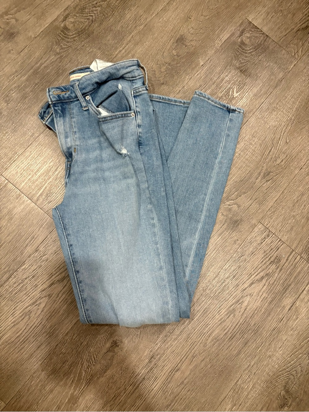 LEVIs Ripped Blue Slim Straight Jeans